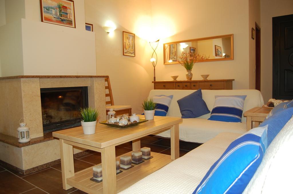 Chris And Nick Corfu Villa บูเกริ ห้อง รูปภาพ