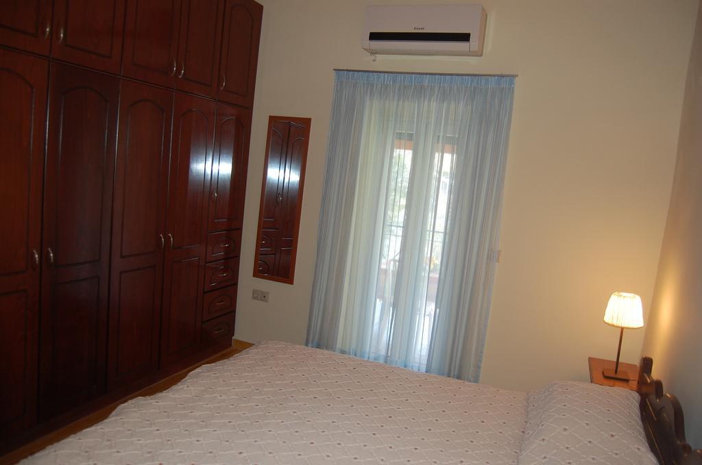 Chris And Nick Corfu Villa บูเกริ ห้อง รูปภาพ