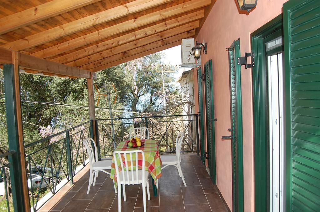 Chris And Nick Corfu Villa บูเกริ ห้อง รูปภาพ